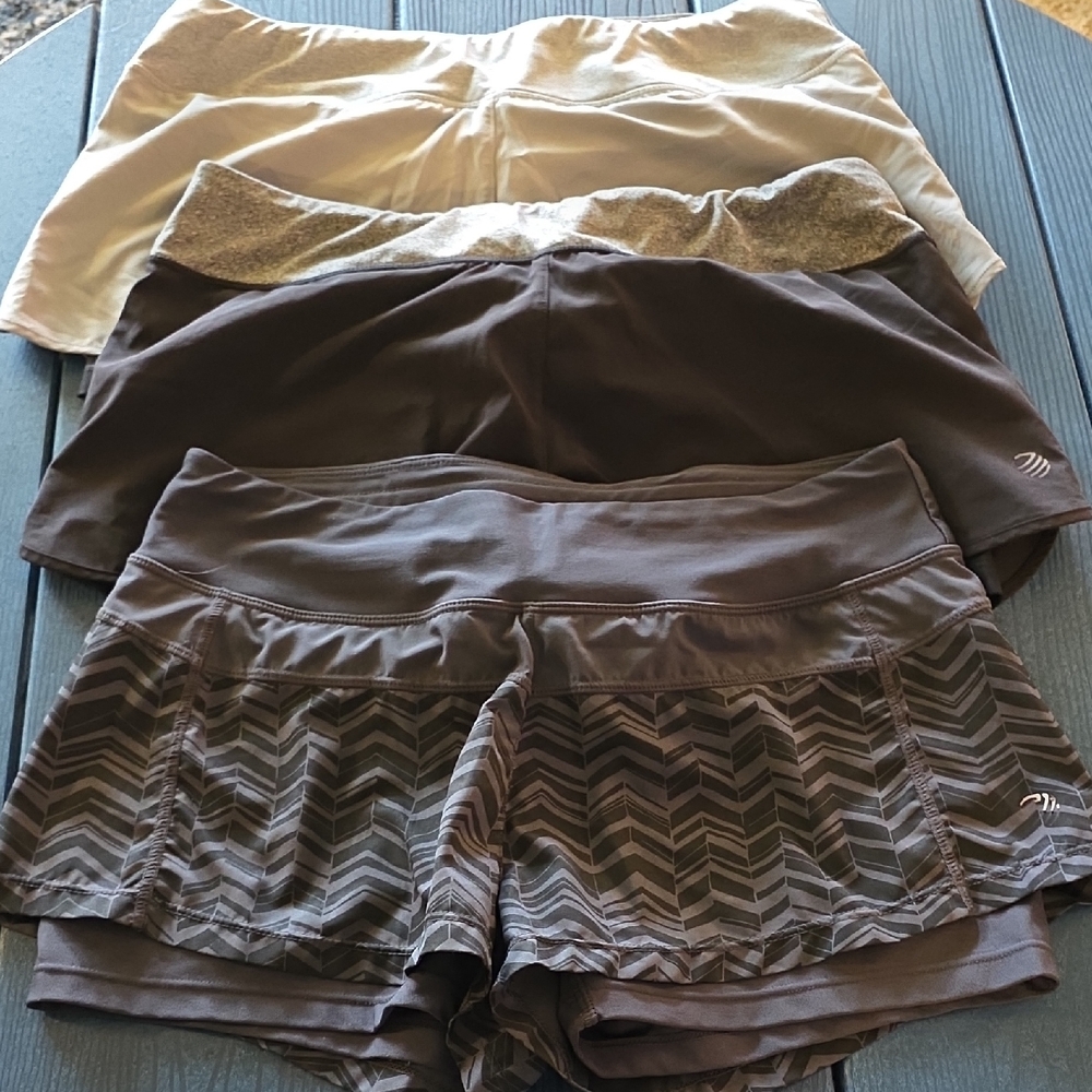 MPG Women's Gray and Black Athletic Shorts